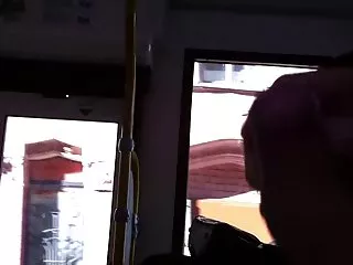 Зрелая женщина мочится в бассейн и porna onlain занимается сексом с уборщицей