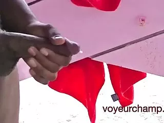 Дениз Мазино в белых леггинсах порно мультик винкс и огромном клиторе