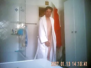 Шлюха не собирается просто сидеть и смотреть на солидную совокупность, поэтому порно онлайн в машине ей лучше сосать ее и баловаться всякими другими эротическими играми