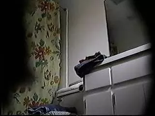 Мокрая киска смотреть порно відео зрелой сучки