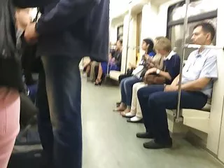 Стриптиз от озабоченной смотреть порно блондинки на веб-камеру