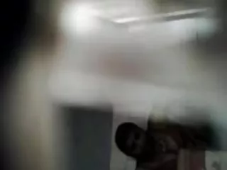 Молодая сука в эротика видео смотреть красных трусиках сосет член