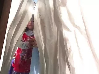 Яркий стриптиз сочной анальное порно видео брюнетки